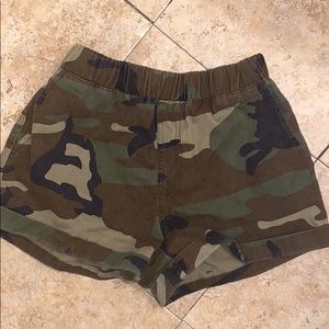 Women’s Camo Shorts size Small